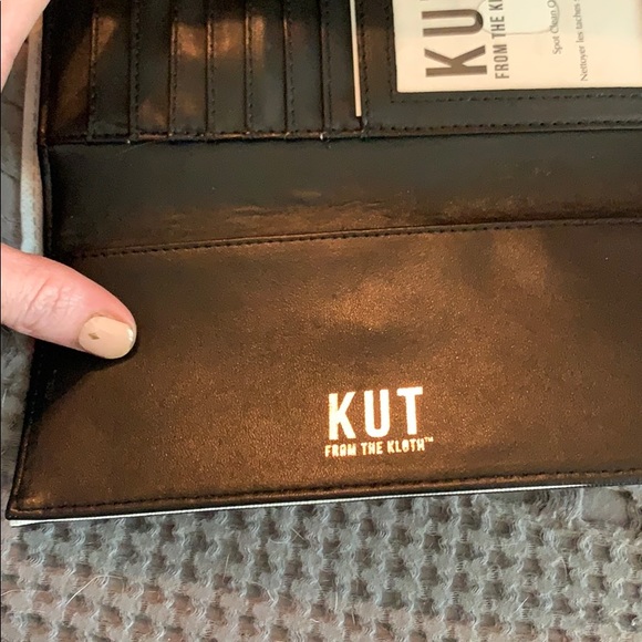 Wallet - Picture 3 of 5